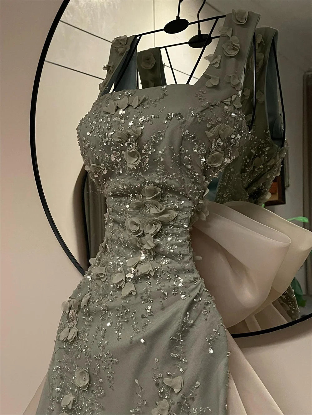 Contessa Customized Beaded Square Neck Sleeveless Prom Dress Long A Line Formal Evening Gown Floral Appliques Bow Back Design